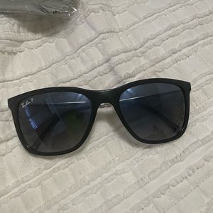 Brand NEW sunglasses